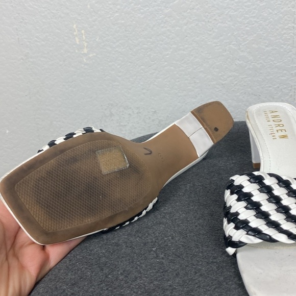 Andrew Stevens black and white heeled sandals - Picture 7 of 7